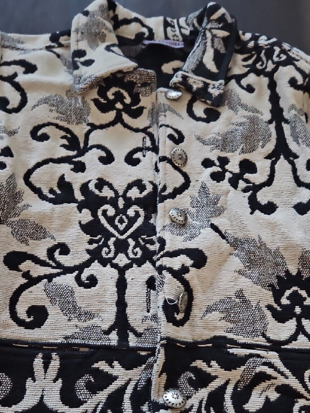 Black & Cream Patterned Jacket - Picture 3 of 5